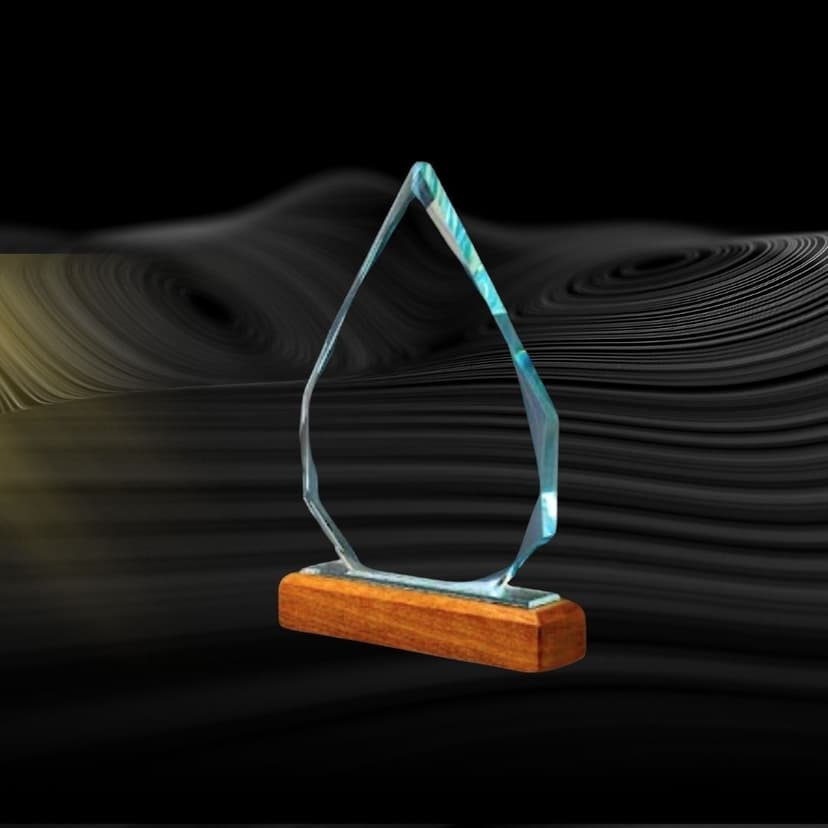 โล่รางวัลคริสตัล