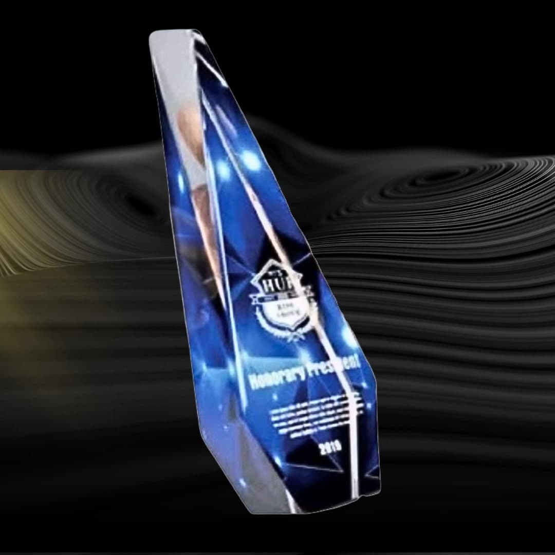 โล่รางวัลคริสตัล: โล่รางวัลคริสตัล RS23108