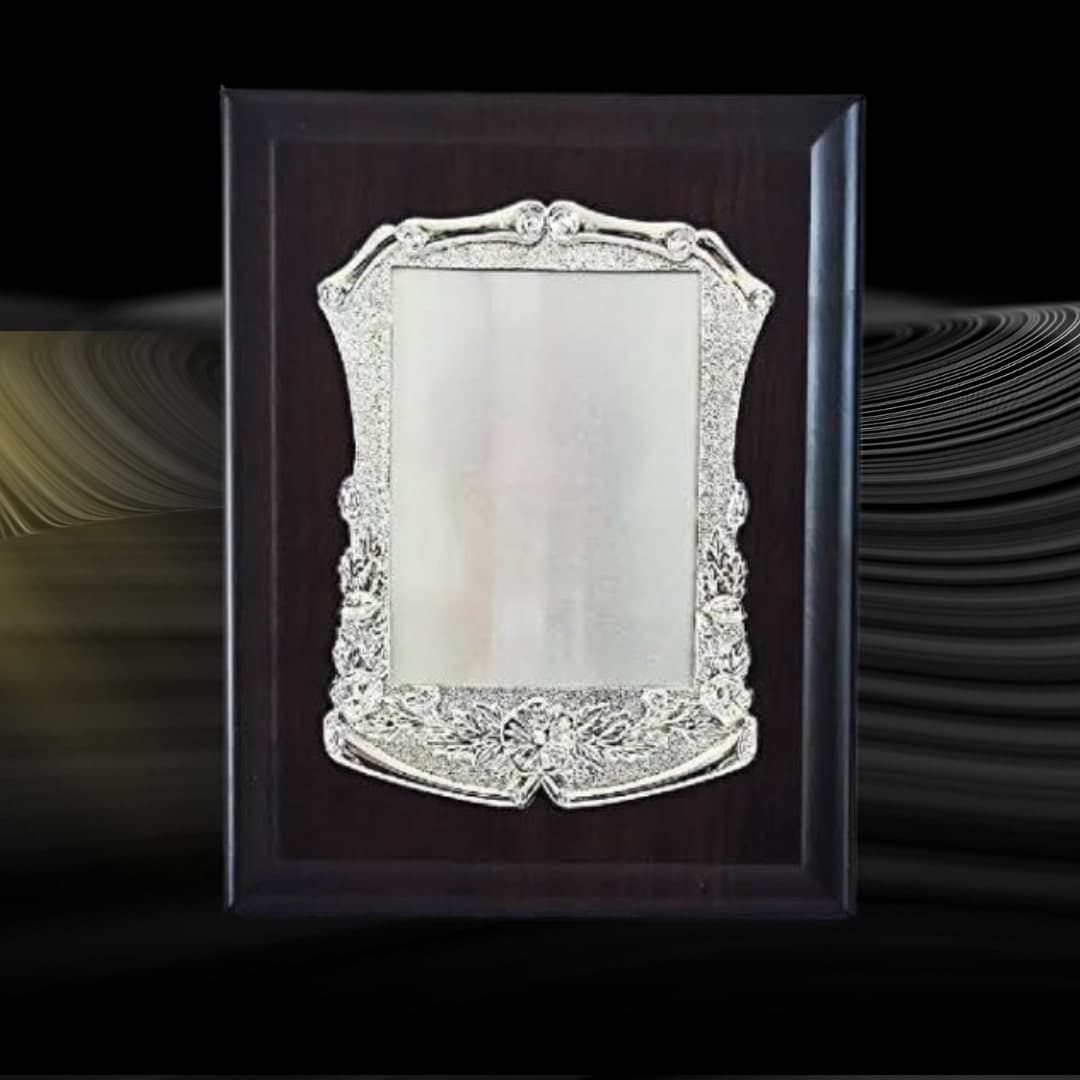 โล่รางวัลไม้สำหรับผู้บริหาร